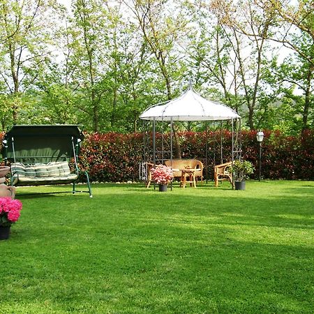 B&B Casale Ginette 인사이사인발드아노 객실 사진